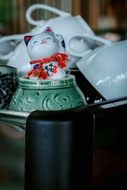 tứ sắc Debet